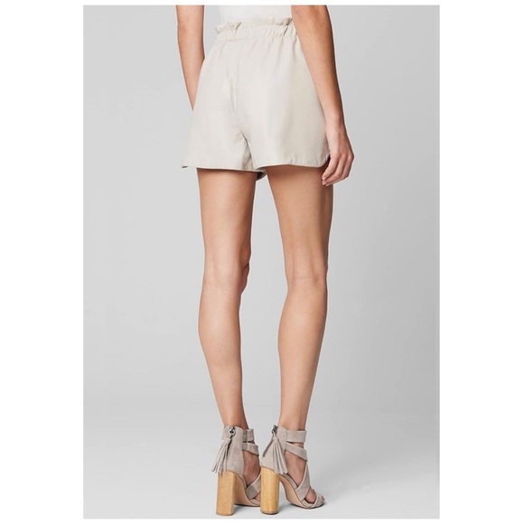 Blank NYC | Vegan Leather Scalloped Hem Track Shorts Taupe | 26 - Picture 3 of 11